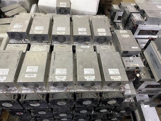 Shenma BTC Microbt Whatsminer M21S 56T 3360Wの強い馬小屋