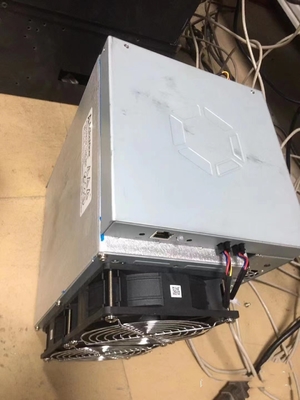 使用されたCanaan Avalon抗夫A1246 83T 3250W Bitcoin鉱山331*195*292mm