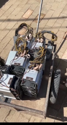 105ksol/S Bitmain Antminer Z11j 1418W ZEC抗夫228×134×279mm